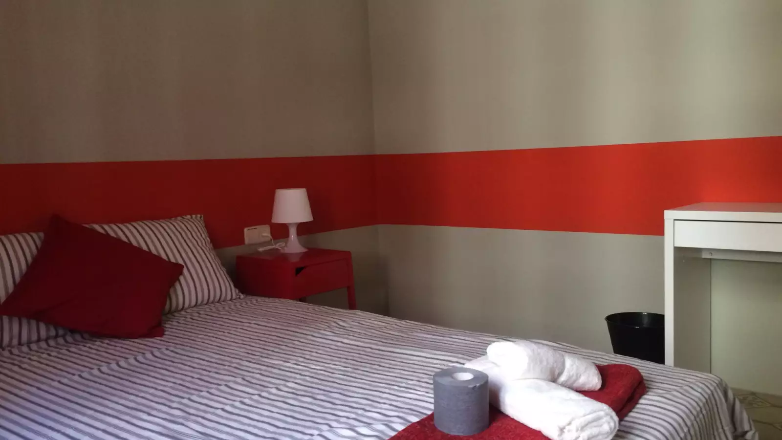 Habitación amueblada en piso compartido en Sarrià–Sant Gervasi · 3