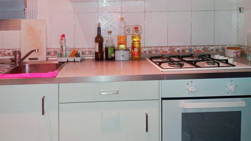 Furnished room in a 3-person shared flat in Sants-Montjuïc · 4