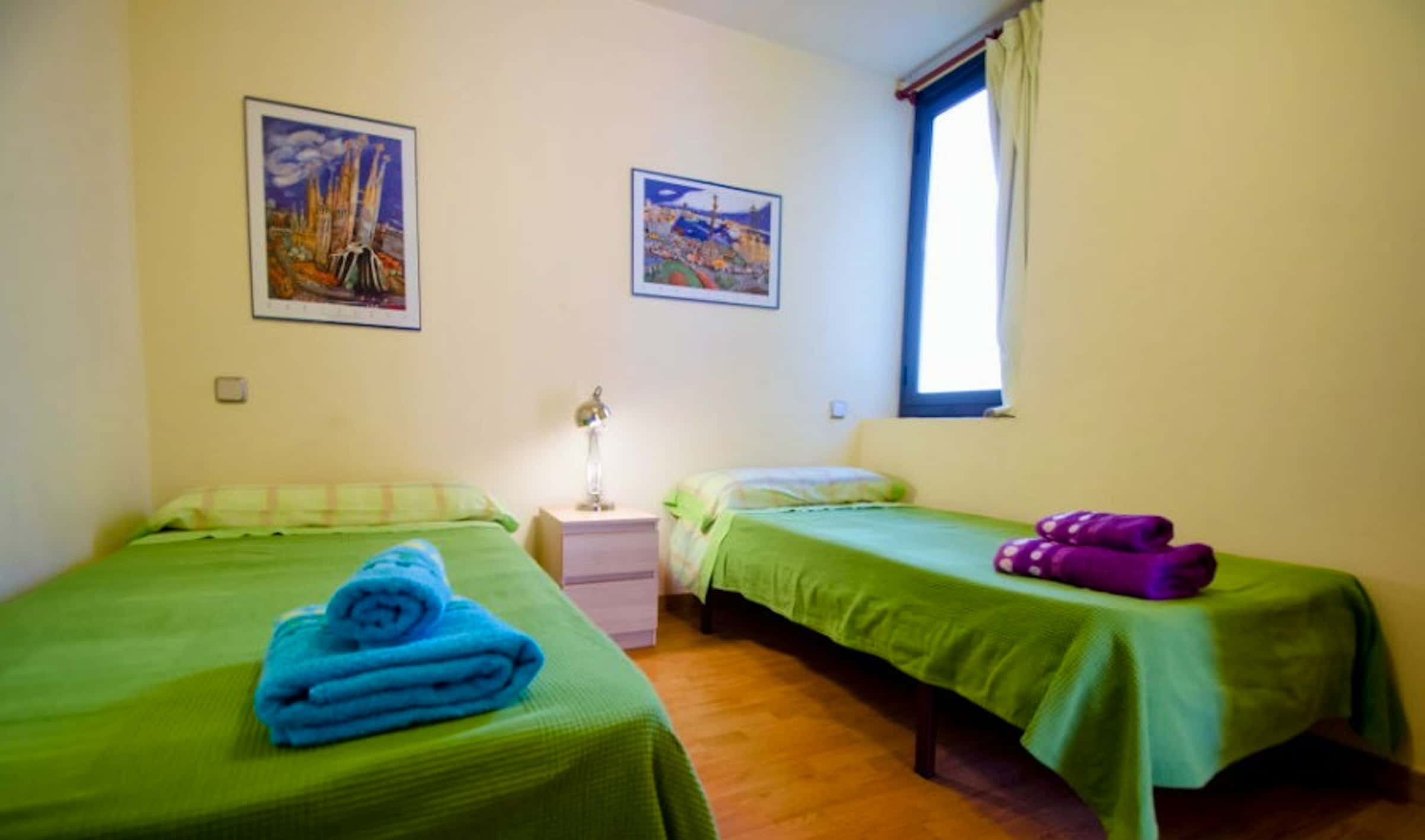 Furnished 2-bedroom flat in Gràcia, 40 m² · 3