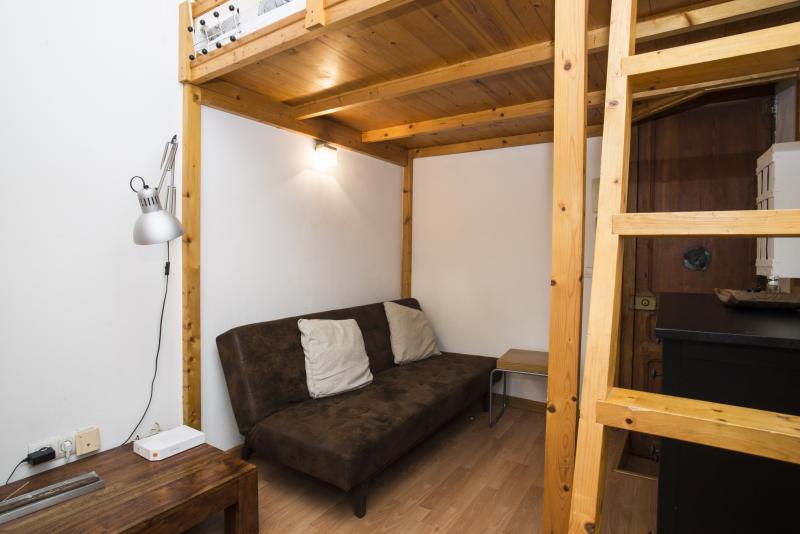 Furnished studio in Sants-Montjuïc · 2