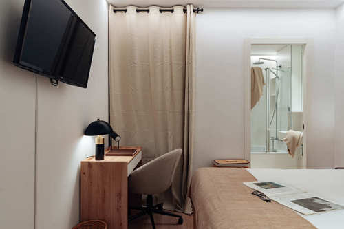 Habitación en piso compartido de 3 personas en Sarrià–Sant Gervasi · 2