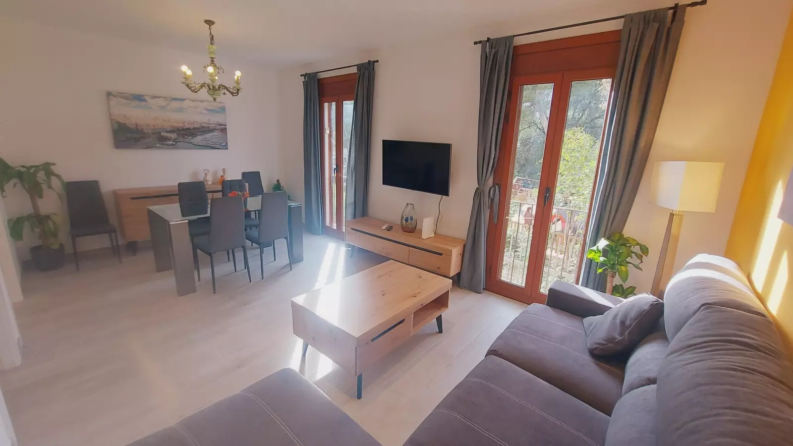 Furnished 2-bedroom flat in Eixample, 70 m² · 4