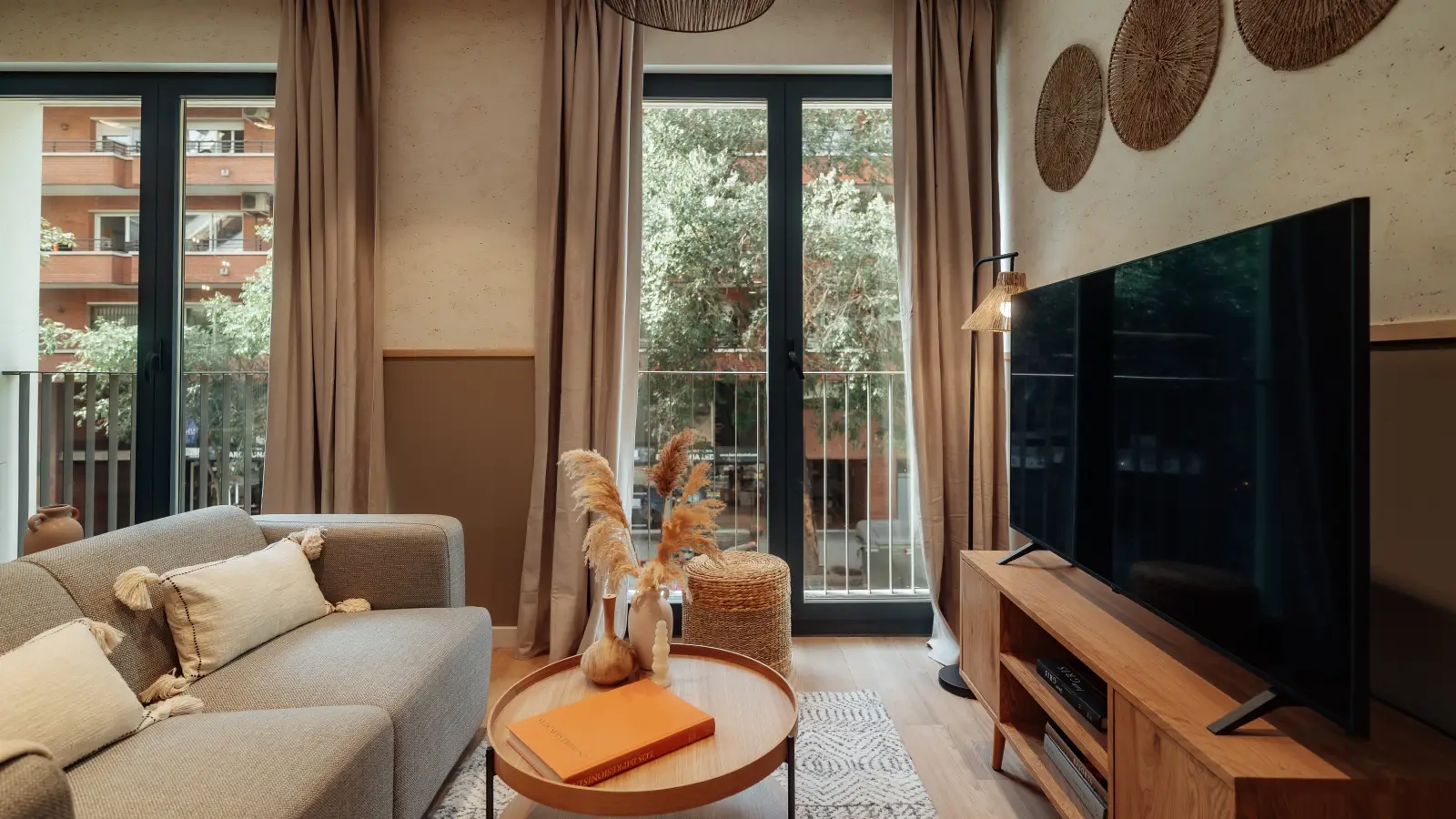 Furnished 1-bedroom flat in Eixample, 40 m² · 3