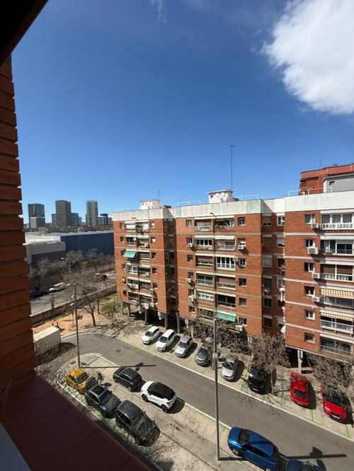 Room in a 3-person shared flat in Sants-Montjuïc · 2