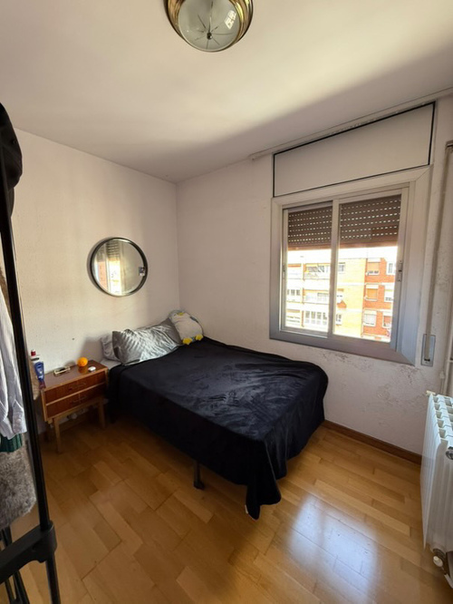Room in a 3-person shared flat in Sants-Montjuïc · 3