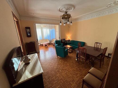 Room in a shared flat in Eixample · 3