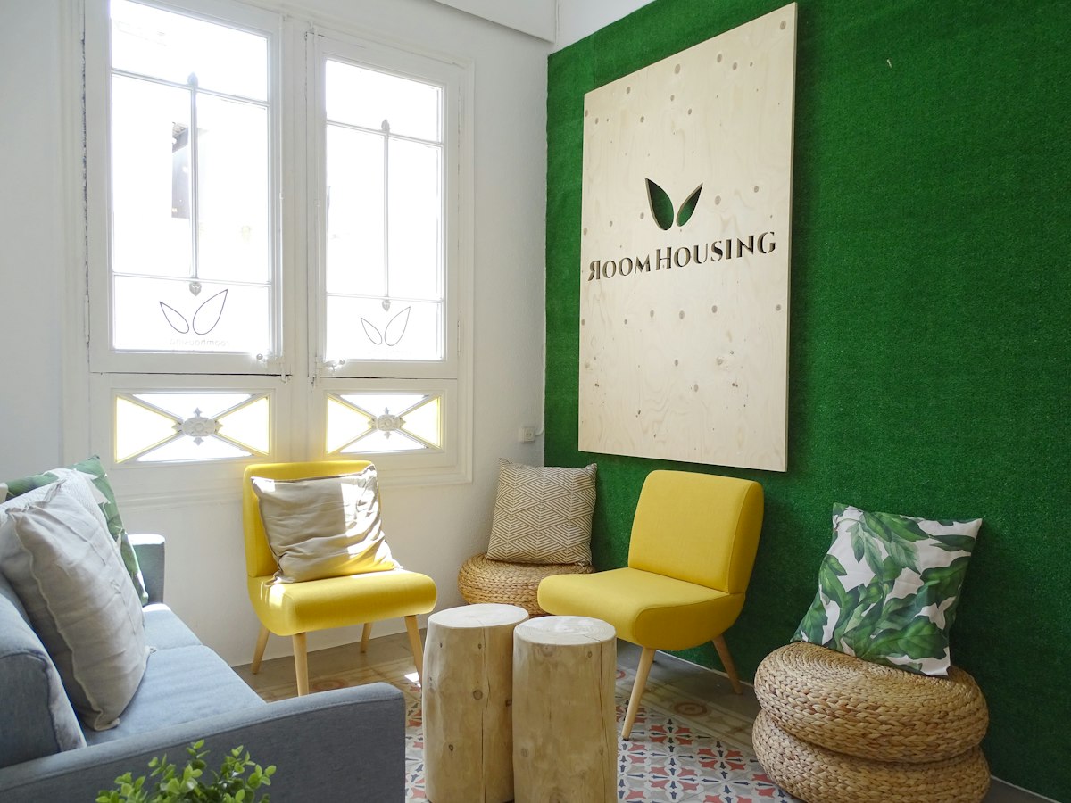 Habitación amueblada en piso compartido de 10 personas en Gràcia · 4