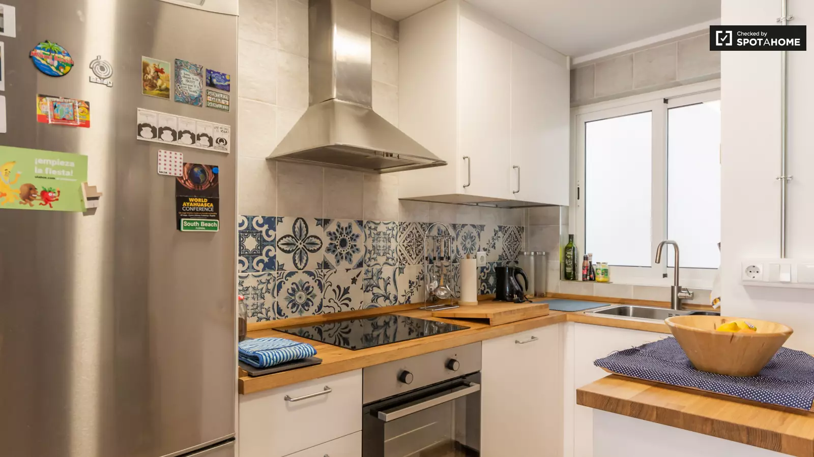 Piso de 2 dormitorios amueblado en Sant Martí, 67 m² · 3