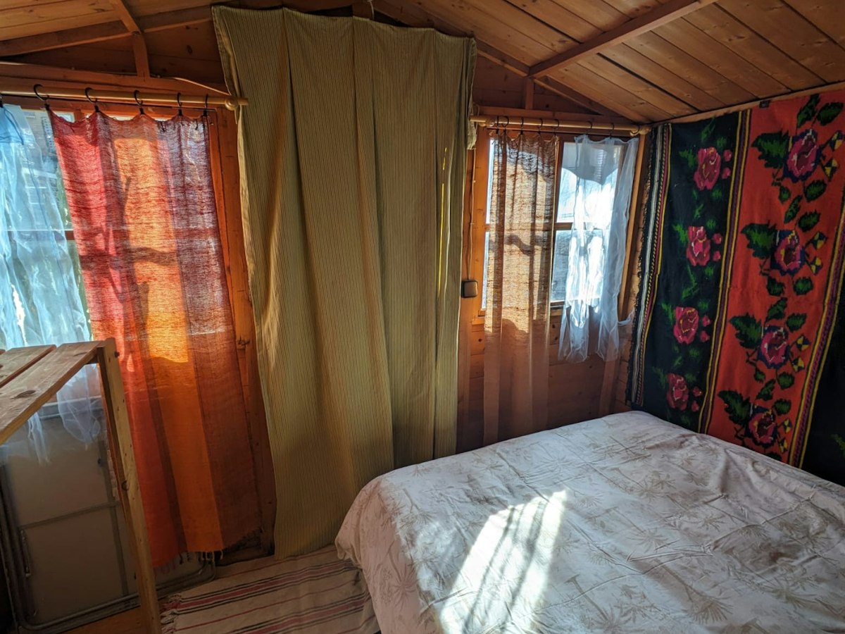 Habitación amueblada en piso compartido de 4 personas en Gràcia · 3