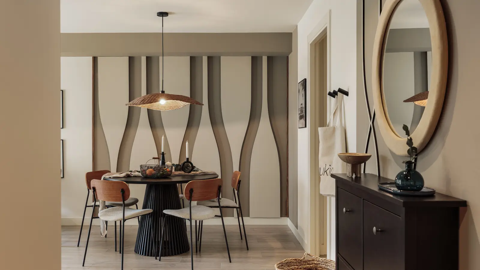 Furnished 3-bedroom flat in Eixample, 95 m² · 2