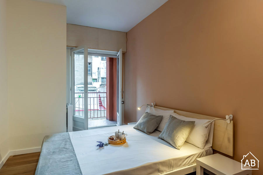 Piso de 3 dormitorios amueblado en Gràcia, 59 m² · 3