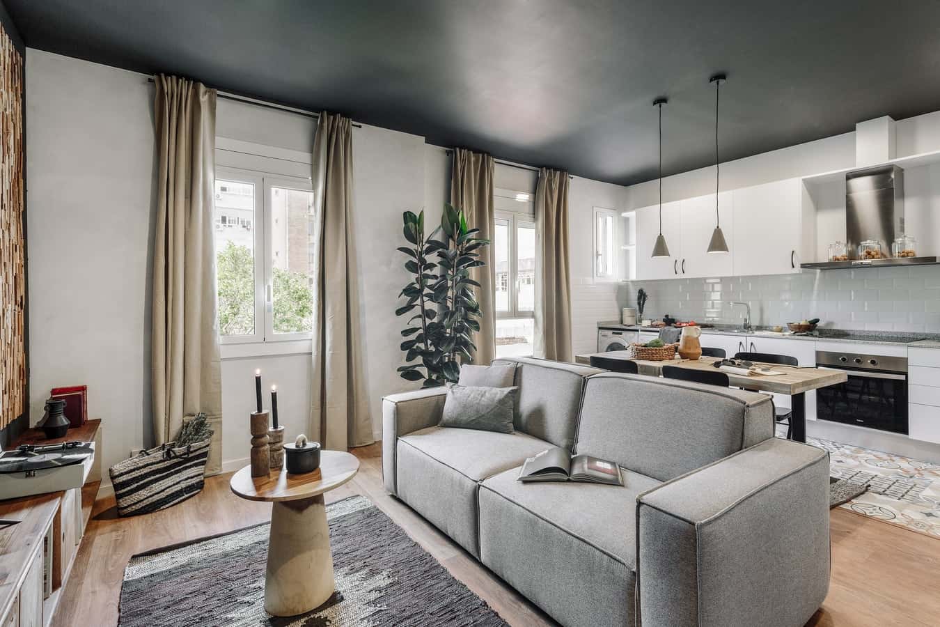 Piso de 3 dormitorios amueblado en Barcelona, 68 m²