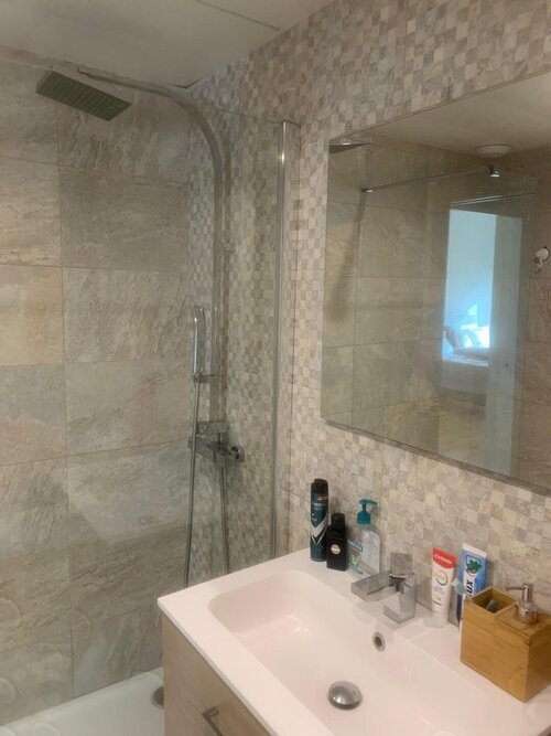 Room in a 4-person shared flat in Sants-Montjuïc · 3