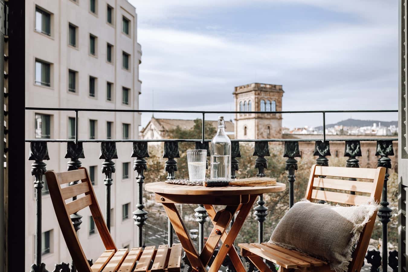 Furnished 1-bedroom flat in Eixample, 46 m² · 3