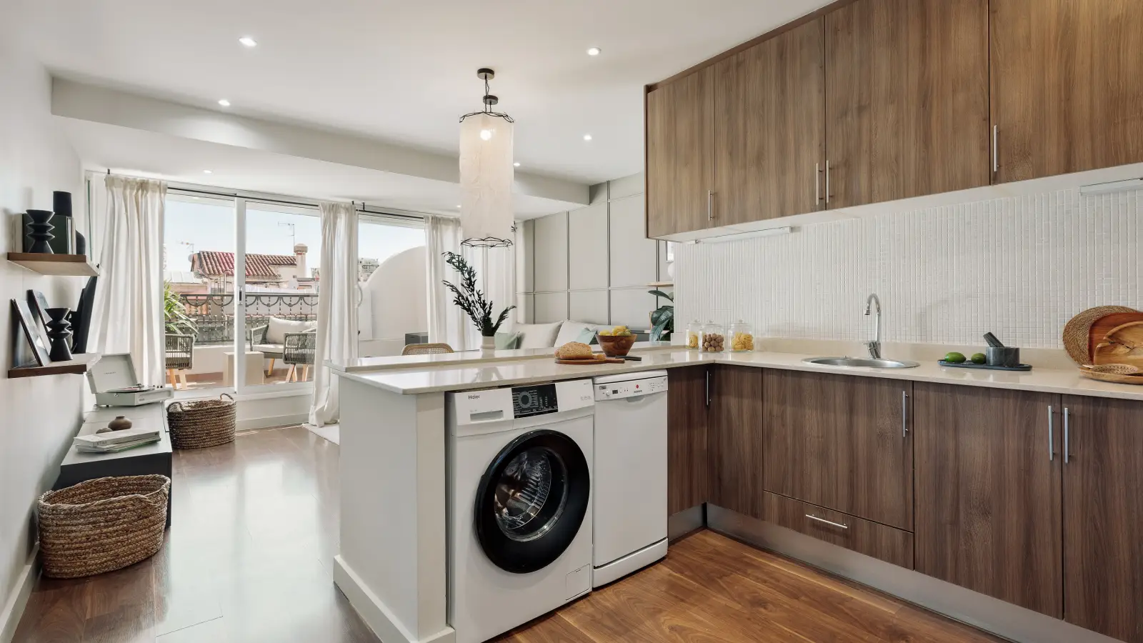 Furnished 2-bedroom flat in Eixample, 92 m² · 4