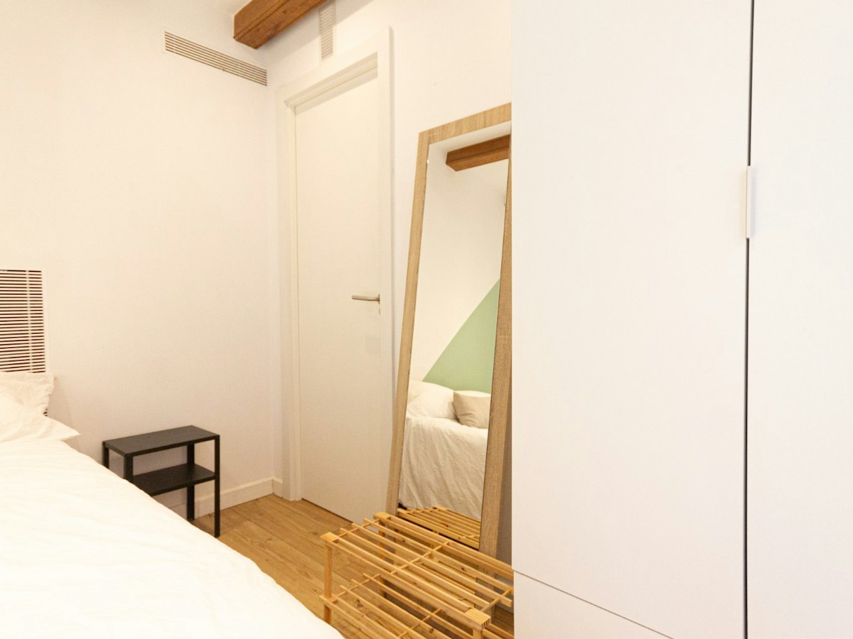 Habitación amueblada en piso compartido de 3 personas en Sants-Montjuïc · 4
