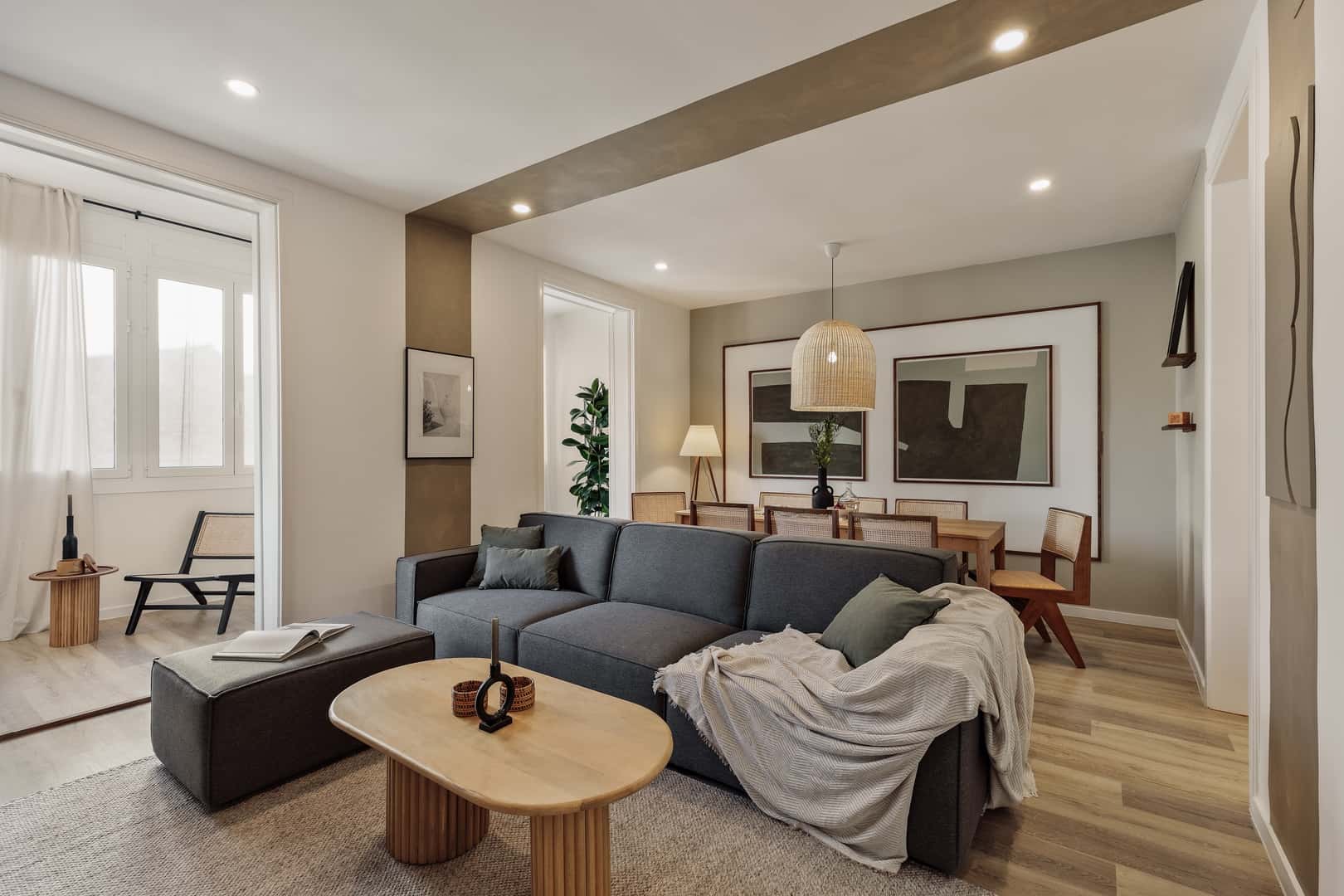 Furnished 4-bedroom flat in Eixample, 125 m² · 2