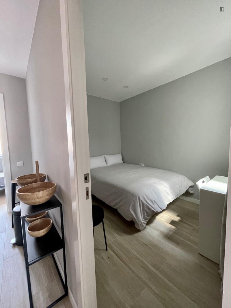 Furnished room in a 4-person shared flat in L'Hospitalet · 2