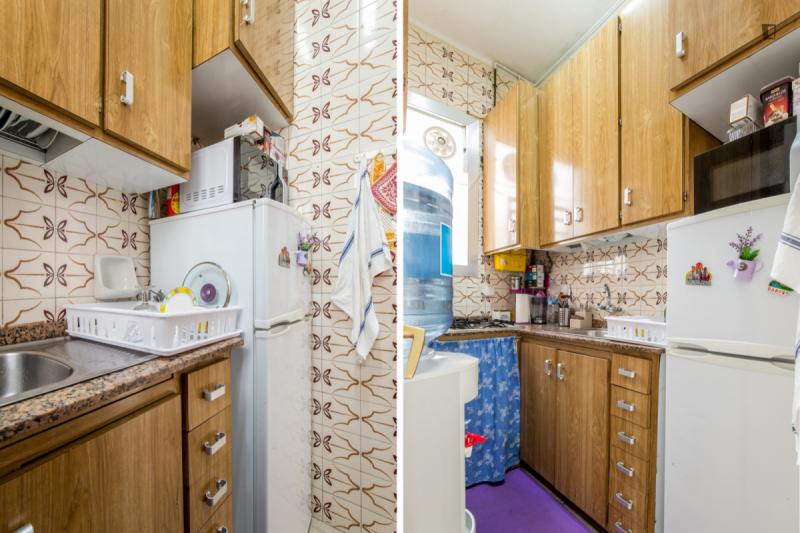 Furnished room in a 3-person shared flat in Sants-Montjuïc · 2