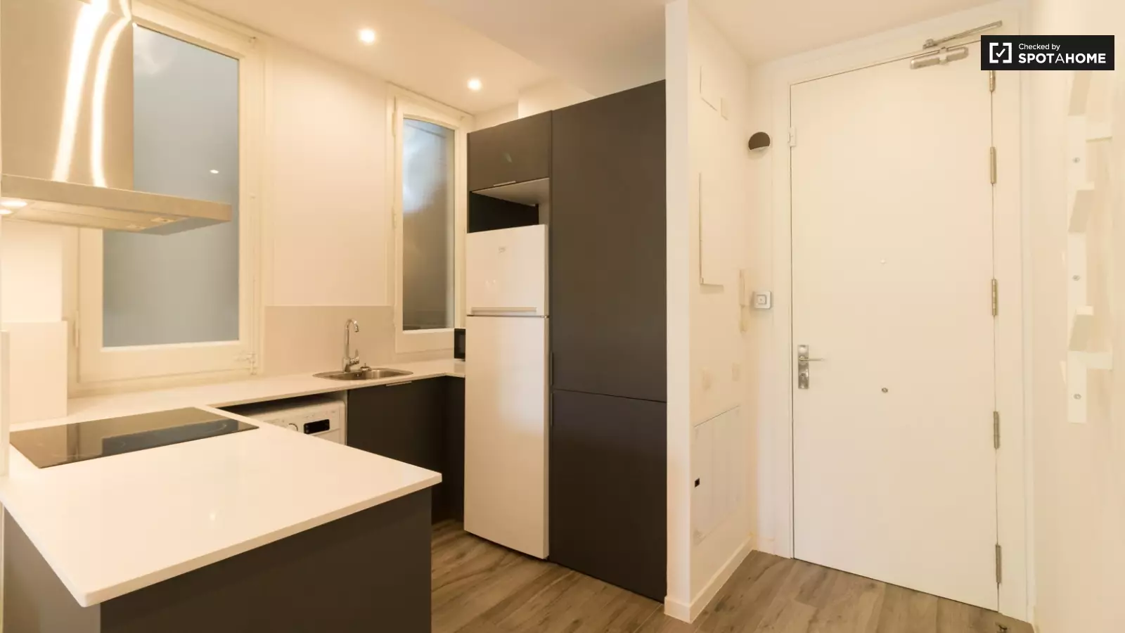 Furnished 1-bedroom flat in Les Corts, 55 m² · 2