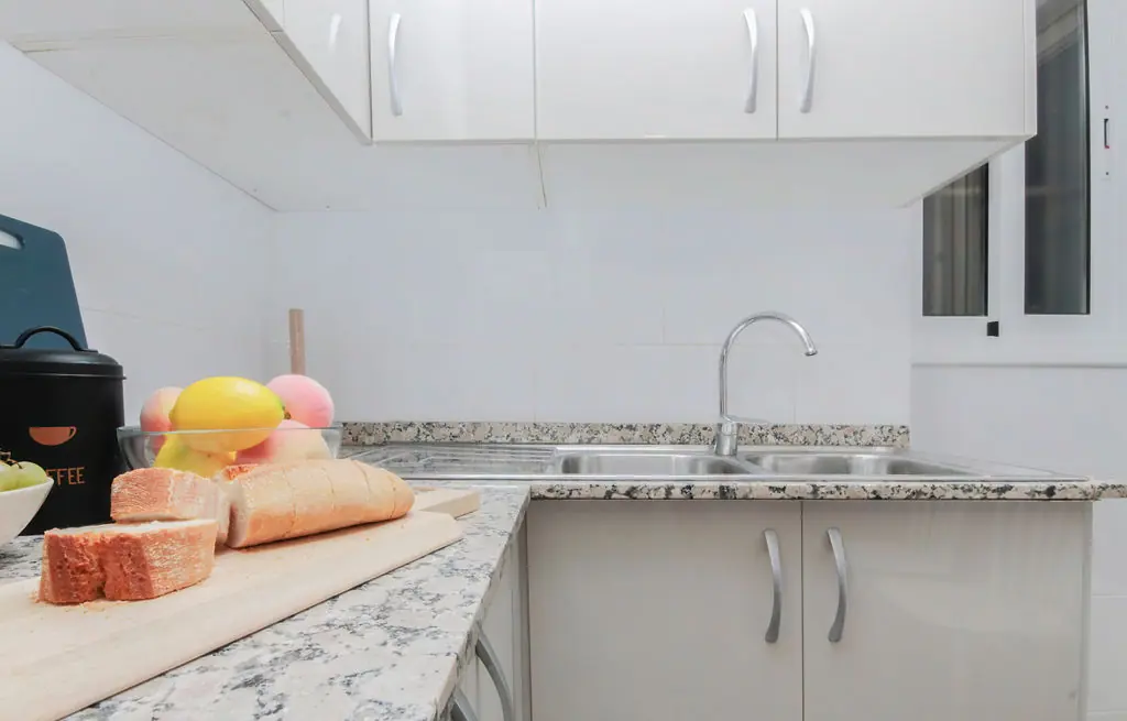 Habitación amueblada en piso compartido en Sarrià–Sant Gervasi · 2