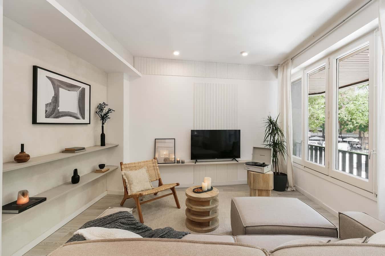 Furnished 3-bedroom flat in Eixample, 92 m² · 3