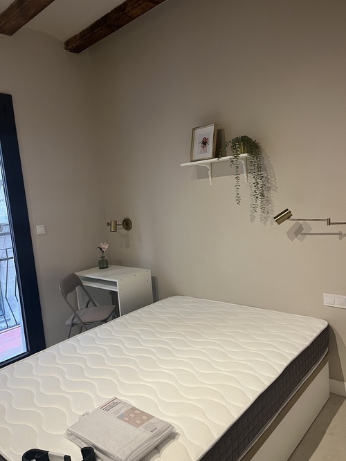 Room · Ciutat Vella