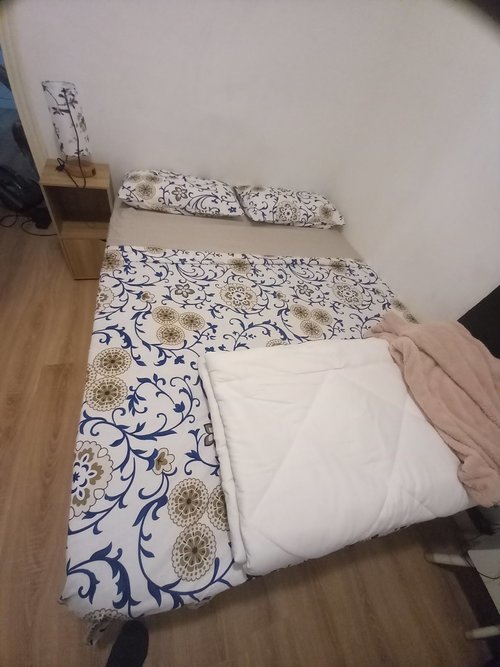 Room in a 2-person shared flat in Eixample · 3