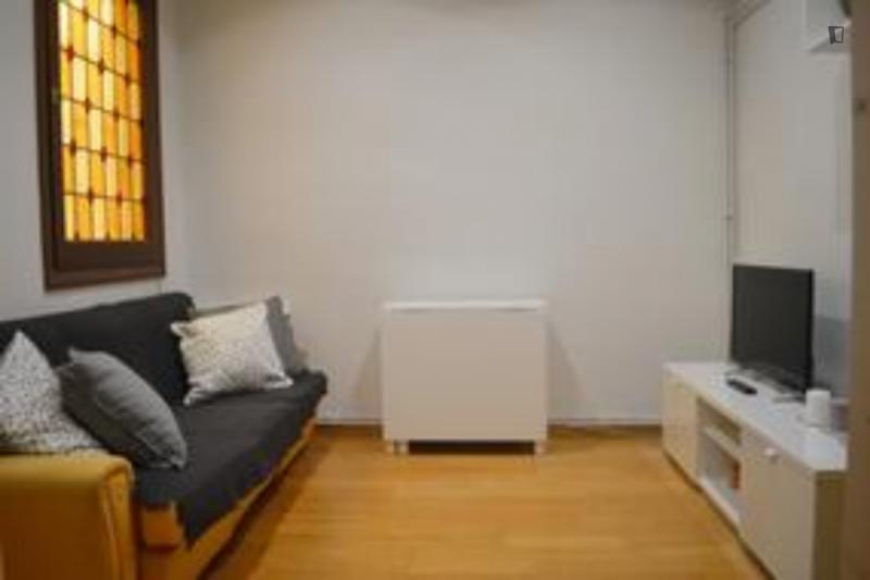 Habitación amueblada en piso compartido de 3 personas en Eixample · 4