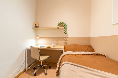 Habitación en piso compartido en Sarrià–Sant Gervasi · 2