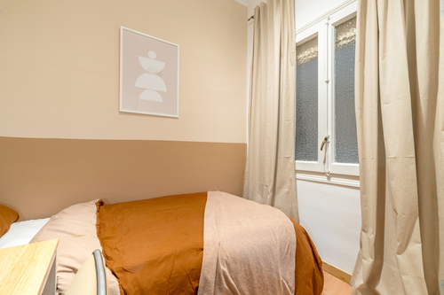 Habitación en piso compartido en Sarrià–Sant Gervasi · 4