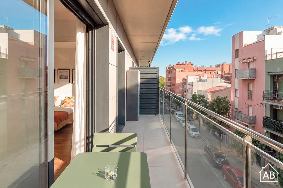 Piso de 3 dormitorios amueblado en Eixample, 55 m² · 2