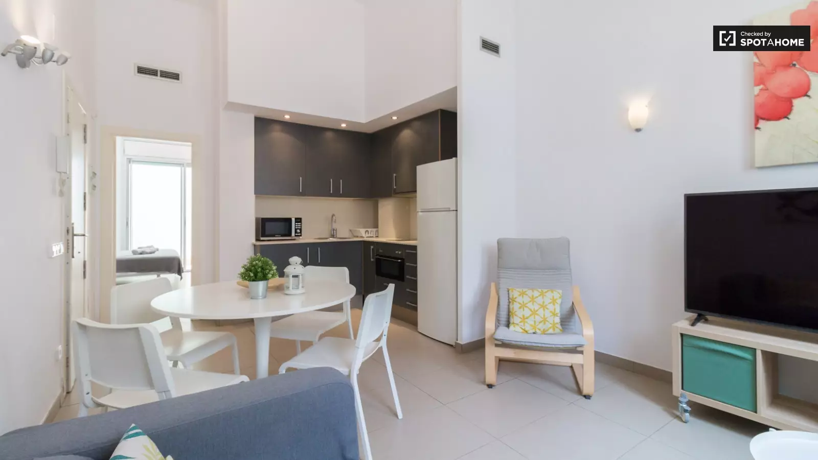Piso de 1 dormitorio amueblado en Gràcia, 55 m² · 4
