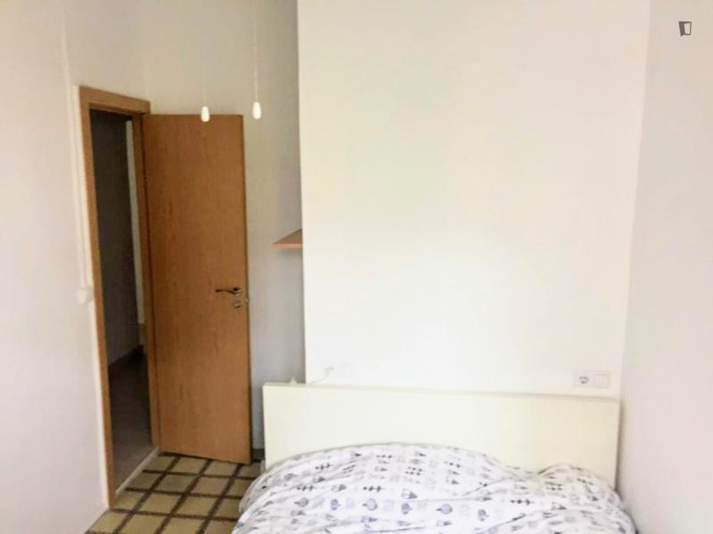 Furnished room in a 4-person shared flat in Sants-Montjuïc · 2