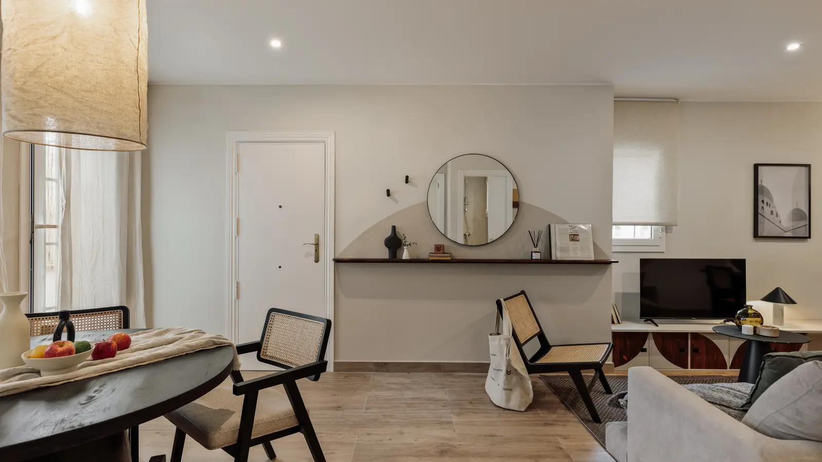 Furnished 2-bedroom flat in Eixample, 83 m² · 4